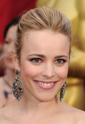 Oscars 2010 Hairstyle & Makeup: Rachel McAdams