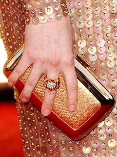 Anne Hathaway’s 2011 Golden Globes Nail Polish