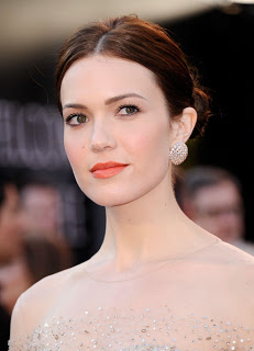 2011 Oscars Makeup: Mandy Moore