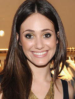 Get The Look: Emmy Rossum’s Makeup Celebrating the ‘Emmy’ Handbag Line Benefitting Safe Horizon