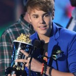 Get The Look: Justin Bieber At The 2011 MTV Movie Awards