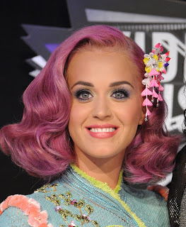 Beauty Breakdown: Katy Perry’s Hairstyle And Makeup At The 2011 MTV VMAs