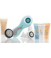 Giveaway: Clarisonic Blue Plus Deep Pore Cleansing System ($225 Value!)