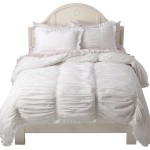 Home Decor Blogging Junkie: Simply Shabby Chic Smocked Duvet Set In White