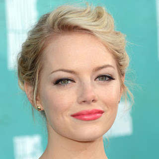 Emma Stone at the 2012 Met Gala: Celebrity Beauty Breakdown