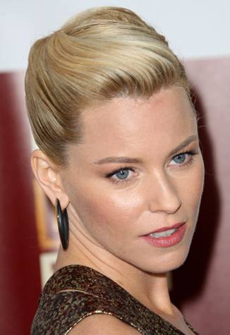 Get The Look: Elizabeth Banks’ Makeup At The ‘People Like Us’ Premiere