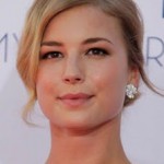 Get The Look: Emily VanCamp At The 2012 Emmys