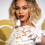 Score Beyonce's Grammys-gorgeous Curly Bob Hairstyle With These Simple Steps 