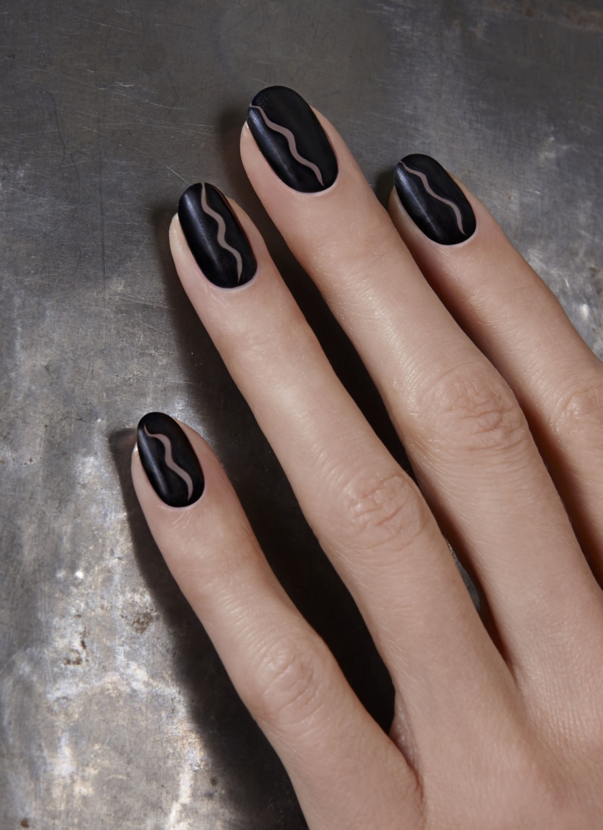 Jin Soon’s Unexpected Tip For Negative-Space Manicures