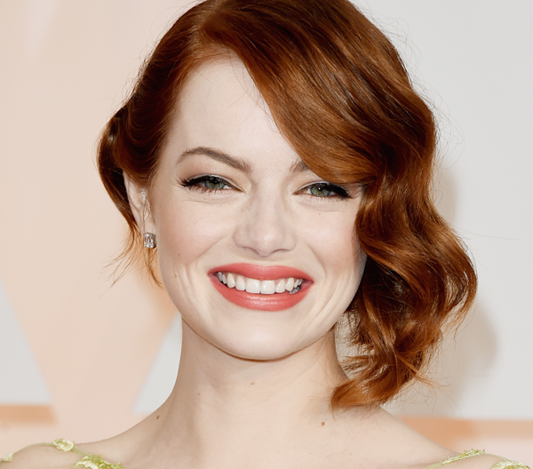 How To Recreate Emma Stone's Fiercely Lined Eye