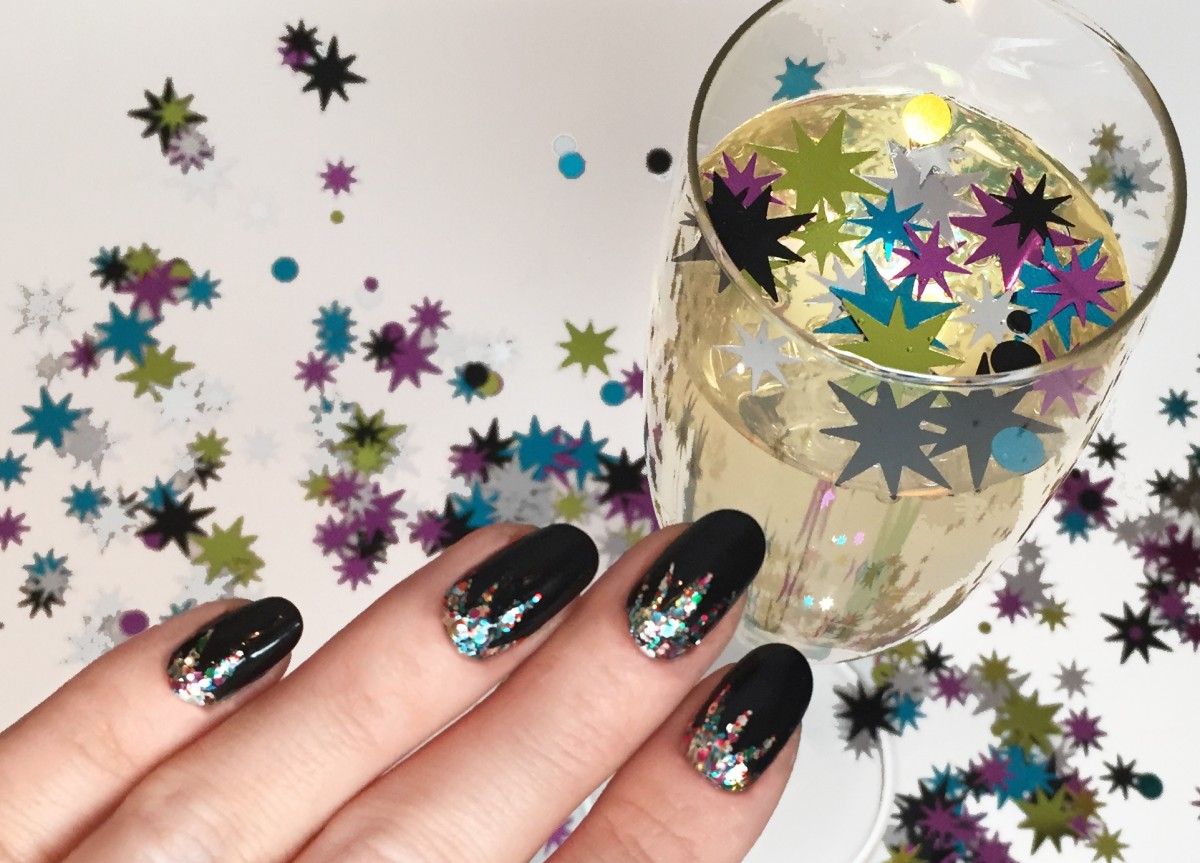 The Holiday Party Manicure Of The Moment