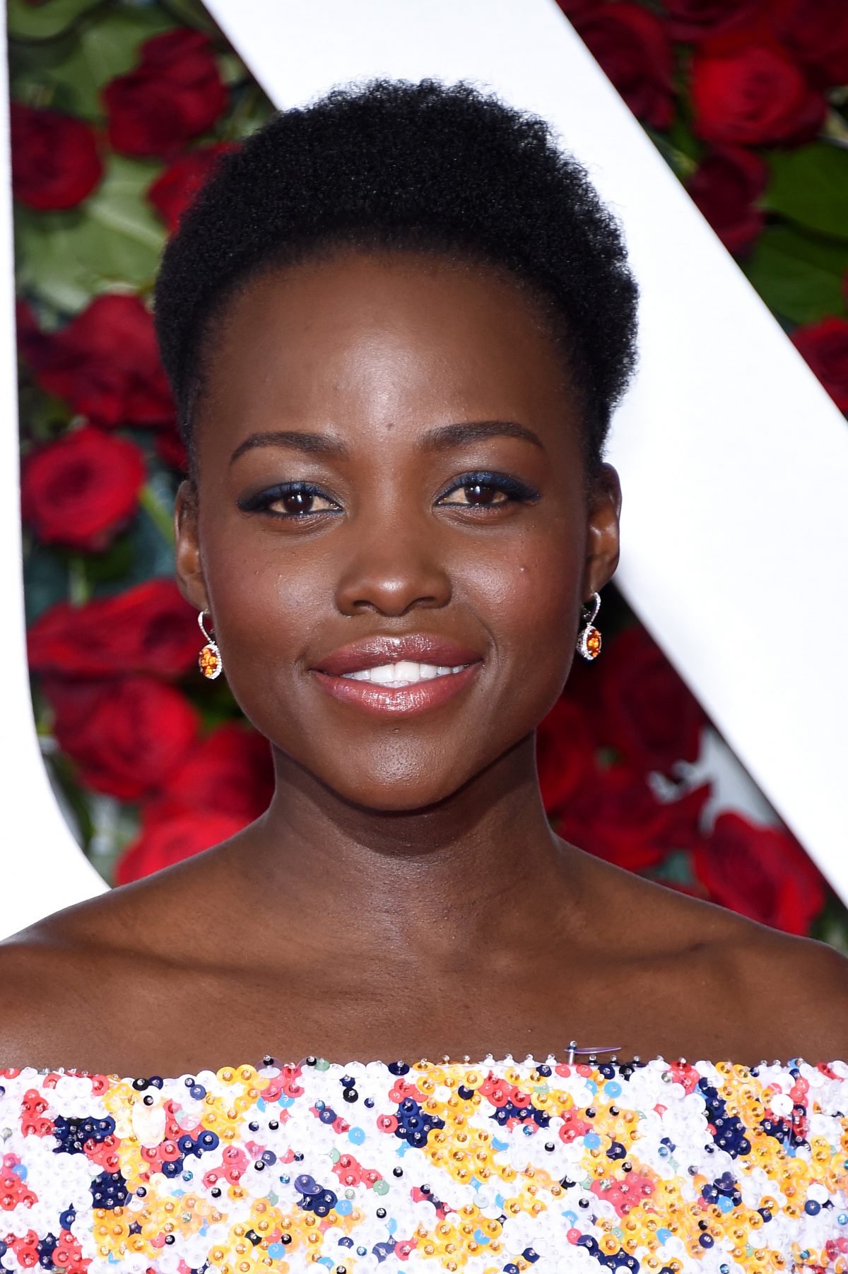 The Trick To Lupita Nyong’o’s Luminous Tony Awards Glow