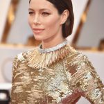 How To Recreate Jessica Biel’s Cleopatra Makeup & Sculptural ‘Do