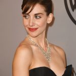 Get Alison Brie’s Audrey Hepburn Hair With These Tips