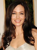 Golden Globes Hair: Angelina Jolie’s Undone ‘Do