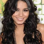 Vanessa Hudgens’ Neutrogena Makeup at the Kids’ Choice Awards