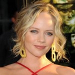 Get The Look: Marley Shelton At The Premiere of Perfect Getaway