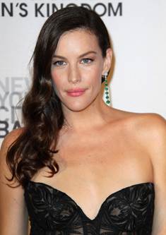 Get The Look: Liv Tyler’s Makeup At The 2011 NYC Ballet Fall Gala