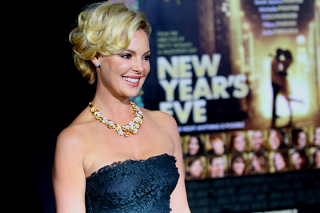 Get The Look: Katherine Heigl’s Makeup At The ‘New Year’s Eve’ Premiere