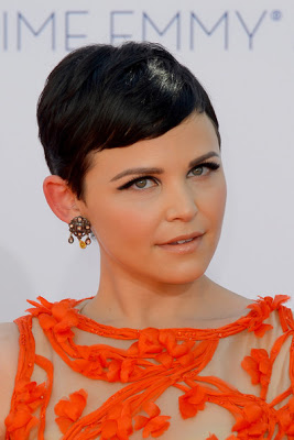 Ginnifer Goodwin’s Makeup: Emmys 2012