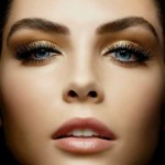 Extreme Lashes Master Class: 4 Tips To Faking A Phenomenal Fringe