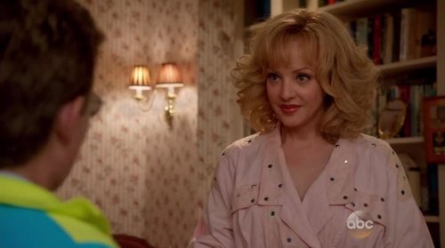 Fictitious Fragrance Fan: Beverly Goldberg Of ‘The Goldbergs’