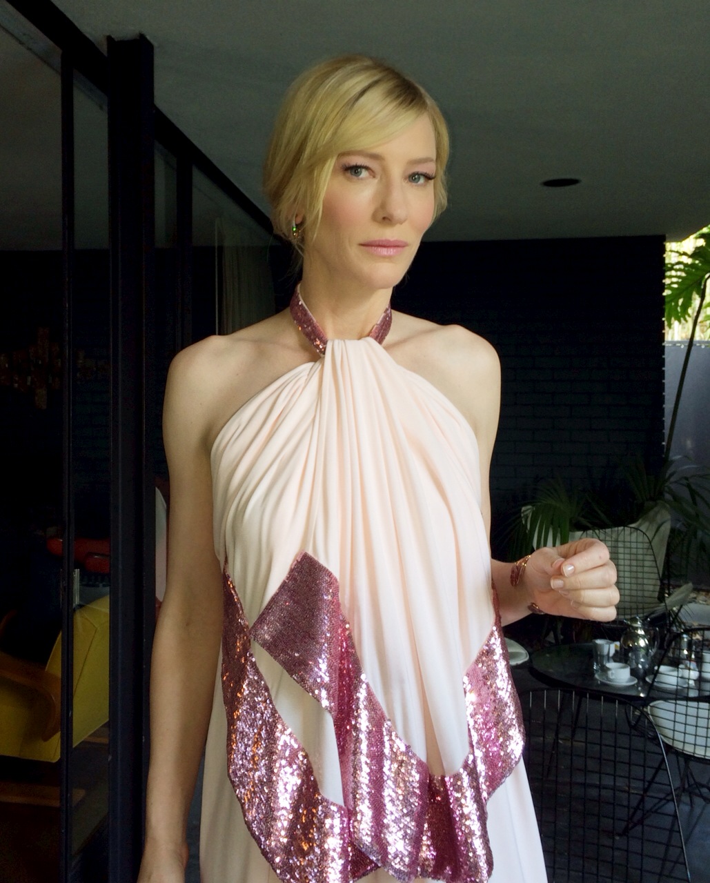 Score Cate Blanchett's '60s-inspired Fairy Makeup At The 2014 SAG Awards