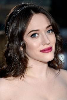 Makeup: Kat Dennings At The People's Choice Awards