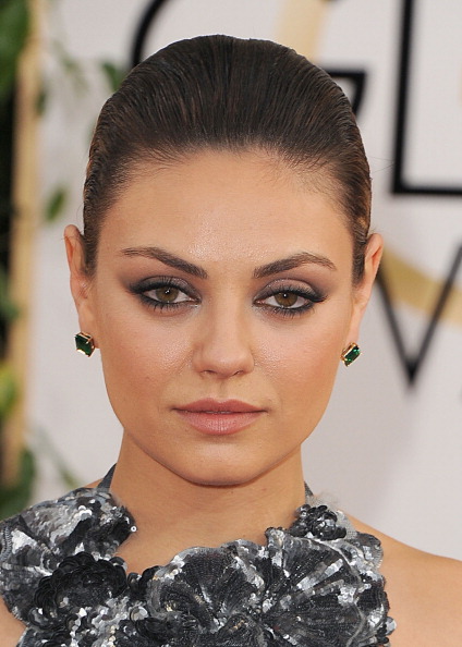 Get The Look: Mila Kunis' Golden Globes Makeup