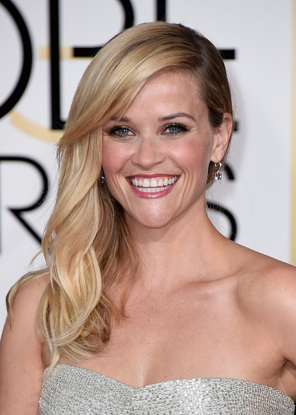 Golden Globes 2015 Hair & Makeup: Reese Witherspoon