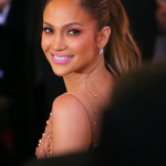 Jennifer Lopez’ Oscars Nails & Makeup