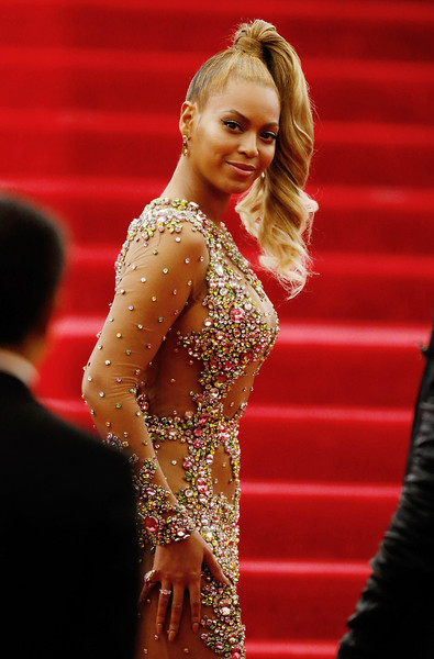 Met Ball 2015 Makeup: Beyoncé Knowles 