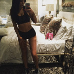 Kylie Jenner Shows Off Her Streaky Self-Tan