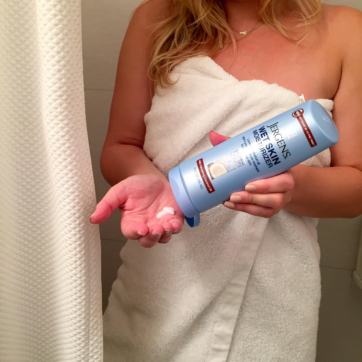 Get 2X Times The Moisturization In 1/2 The Time With New JERGENS® Wet Skin™ Moisturizer