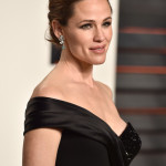 The Trick To Jennifer Garner’s Grace Kelly-inspired Oscars Hairstyle
