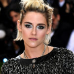 The Secret To Kristen Stewart’s “Anti-Precious” Met Gala Makeup