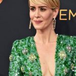 Recreate Sarah Paulson’s Metallic Smoky Eye