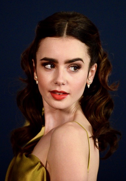 Lily Collins’ Retro Hairstyle How-to